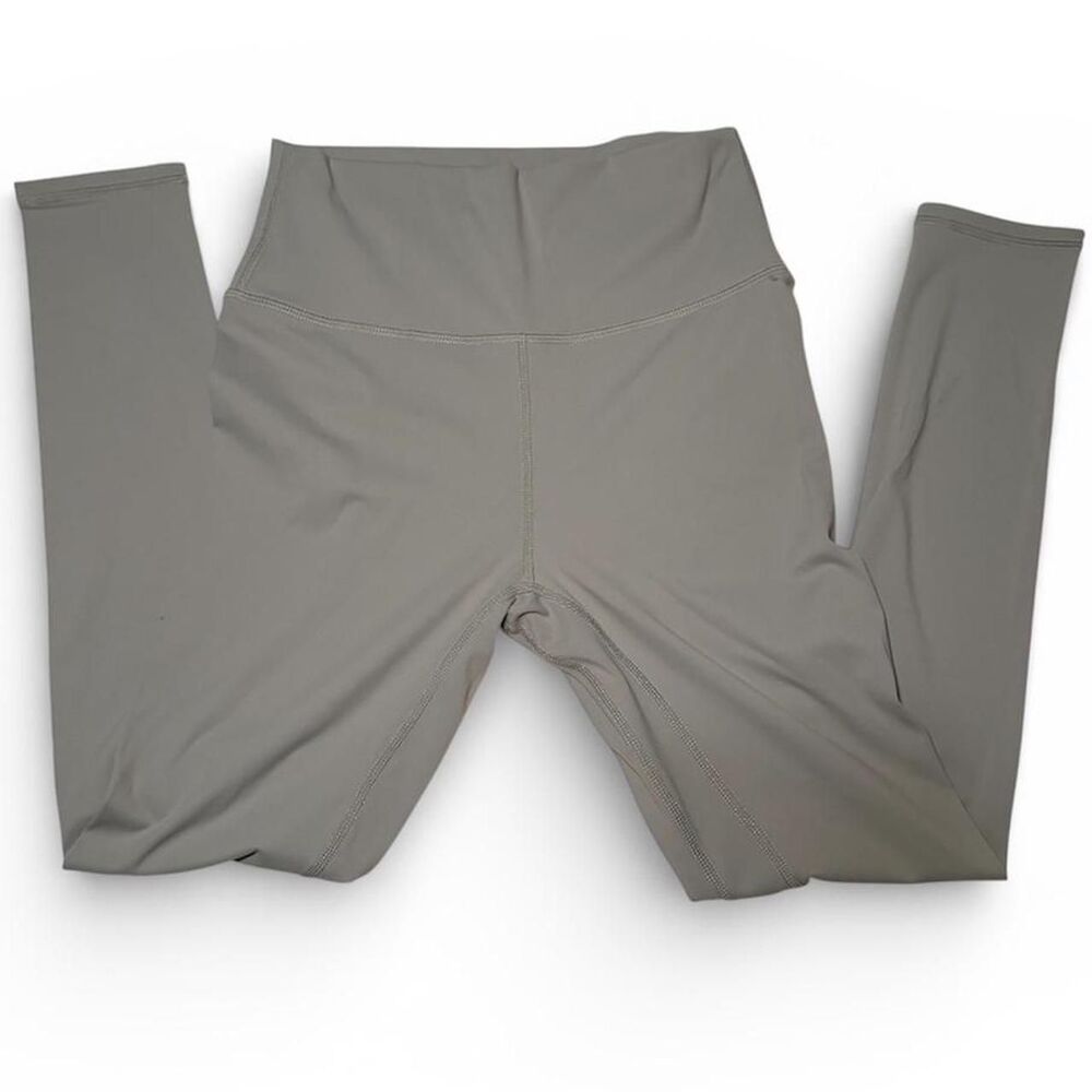 Lululemon Women's Grey Leggings, size 6